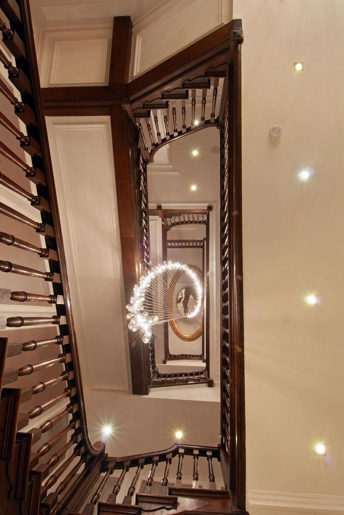 Park Grand Mayfair London Exterior foto Stairwell